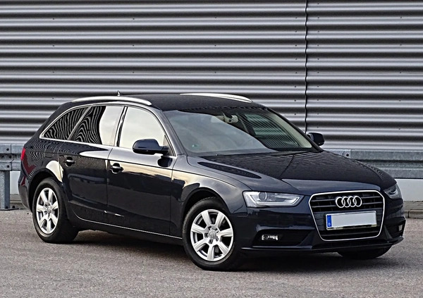Audi A4 cena 41900 przebieg: 253000, rok produkcji 2012 z Oborniki małe 781